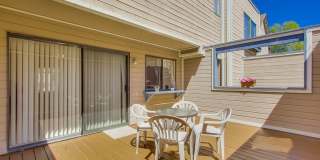 Spacious Townhome in University City for Rent! Gallery 9