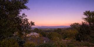 Architect’s Dream with Panoramic Valley Views in Private Calabasas Cul-de-Sac Gallery 27