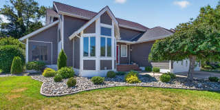YEAR-ROUND RENTAL - UNFURNISHED - SINGLE-FAMILY HOME IN PLANTATIONS Gallery 1