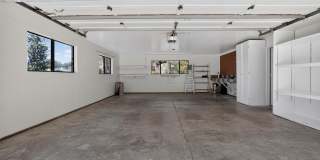 525 Hampton Ave Gallery 29