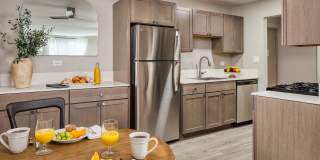 Glen Oaks Commons Gallery 1