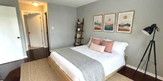 2111 WISCONSIN AVE NW #420 Gallery 10