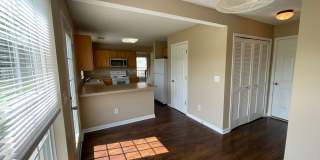 Spring Hill Gem in a Wonderful Location! Gallery 9