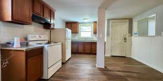 Spacious 4bd house | Laundry hooks ups | Driveway Spacious 4bd house | Laundry hooks ups | Driveway Gallery 6