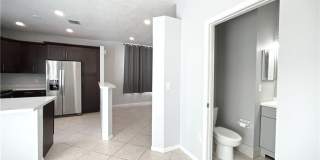 777 NW 151st Avenue Gallery 87