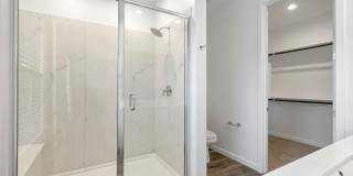 Brand New luxurious Model Home with 2 Master Suites in Warner Meadow Gallery 14