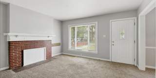 3436 N Lasalle St - $1,300.00/mo. Gallery 5