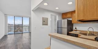 2059 HUNTINGTON AVE #1602 Gallery 5