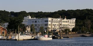 The Shipyard at Port Jefferson Harbor Apartments The Shipyard at Port Jefferson Harbor Apartments Gallery 22