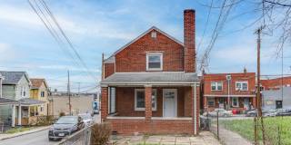 AVAILABLE JUNE 2026! - 2 Bedroom Suburban Vibes in the HEART of the City!! Gallery 27