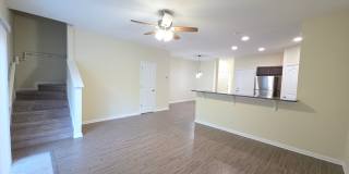 3 Bedroom, 2.5 bath townhome in Creekside of Richmond Hill Gallery 1