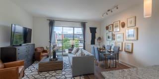 101 Cross Street Gallery 36