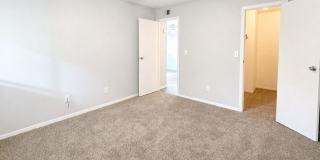 Beautifully Remodeled | 1 Bed · 1 Bath | Pet Friendly Gallery 12