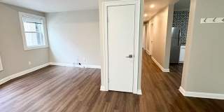 104 E. Dayton Street104-2 Gallery 4