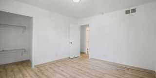 2010 East Empire St Gallery 108