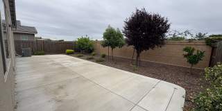NW Visalia Home For Rent! Close to sports park & shopping centers! Gallery 35