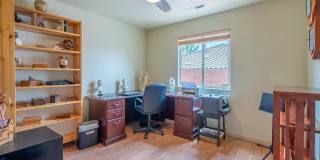Beautiful pet friendly 4 bedroom home-AVAILABLE TODAY! Gallery 34