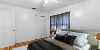4 Bedroom House with Back Deck Gallery 19