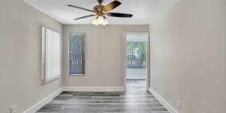 2BED/1BATH renovated apartment ready to MOVE IN! Gallery 4