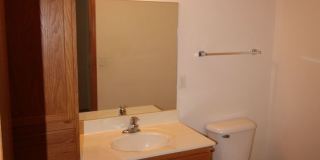4219 Owl Creek Dr. - 3 Bedroom 2.5 Bath w/ a 2 car attached garage Gallery 8