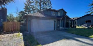 ***PENDING APPLICATION***Lovely Pet Friendly, 3 Bedroom Home! Gallery 3