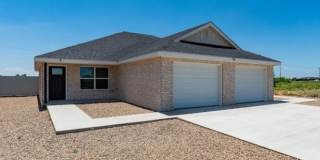 BRAND NEW 2 bed 2 bath home looking for its first occupants! Gallery 1
