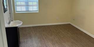 523 Hilltop Dr Gallery 22