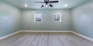 Great Location near Walmart Campus Gallery 16