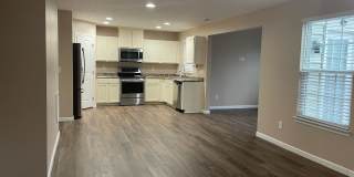 Beautiful, Newer Built Home in Riverside Gallery 3