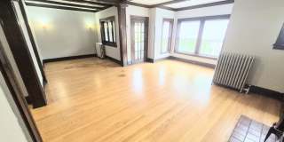 5233 S Michigan Avenue Gallery 11
