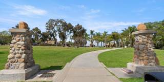 Recently Renovated University Heights 2 Bed 1 Bath with 2 off-street parking spaces! Pet OK! Gallery 38