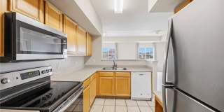 1025 VILLAGIO Circle Gallery 16