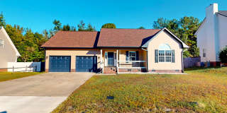 Updated Ranch w/ Bonus in Hope Mills! Gallery 1
