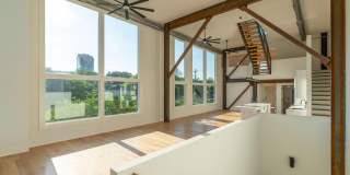 400 E Martin Street Gallery 7