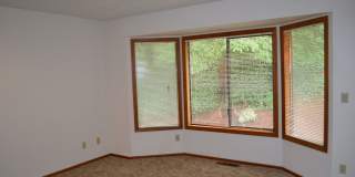 BEAUTIFUL 3 BEDROOM 3 BATH HOUSE LOCATED IN SOUTH SALEM Gallery 37