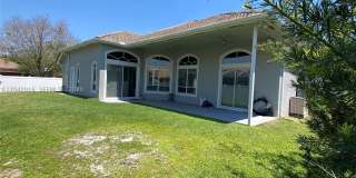2172 NW 139th Ter Gallery 7