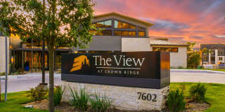 The View at Crownridge Gallery 8
