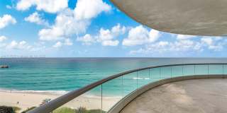 16051 Collins Ave Gallery 14