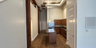 435 S FRONT Gallery 6