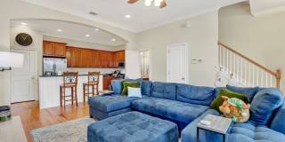 407 East Hull Street Gallery 10