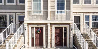 Charming 2BR Townhome in Troy Gallery 1