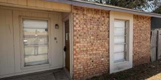 4805 Country Club Drive Gallery 1