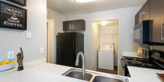 Boulevard @4201 Apartments Gallery 12