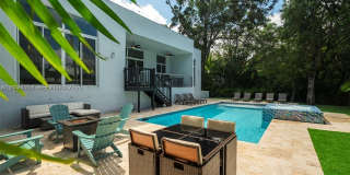 1759 SW 30th Pl Gallery 17