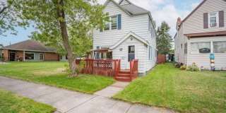 AVAILABLE JUNE - Large 3 Bedroom, 2 Bathroom Home in Billings Park Gallery 1