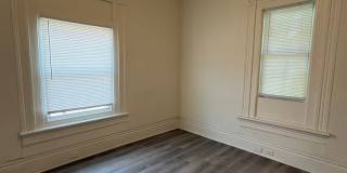 2 bedroom 1 Bath House Gallery 4