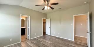 Viewable October 9th!  Pets Accepted! Gallery 17