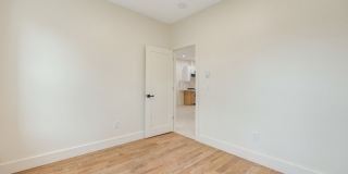 10 School St Gallery 5