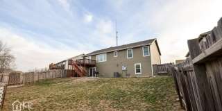 FENCED BACKYARD, CLOSE TO FT. RILEY! Gallery 26