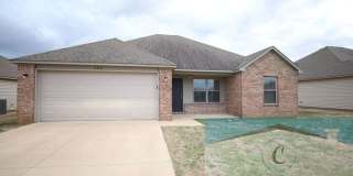 3883 Saddlecrest Drive Gallery 1